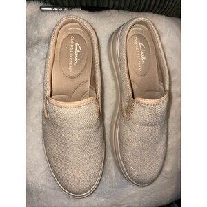 Cloudsteppers by Clarks Women's Audreigh Cove Slip-On Mule Natural W/ Gold  8